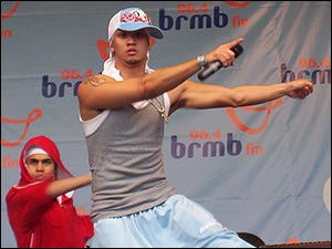 billy_crawford_300.jpg